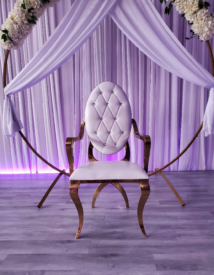 LOVE SEAT CHAIR WHITE AND SILVER